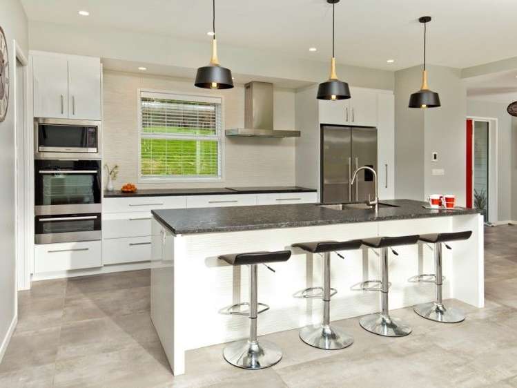 743 Coatesville-Riverhead Highway Riverhead_4