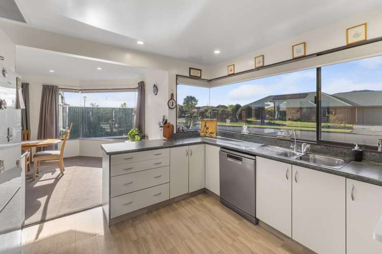 40 Tyree Drive Stoke_12