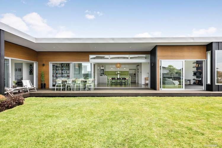 31 Columbia Crescent Beachlands_0