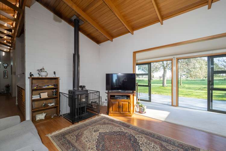 220 Cochranes Road Elgin_11