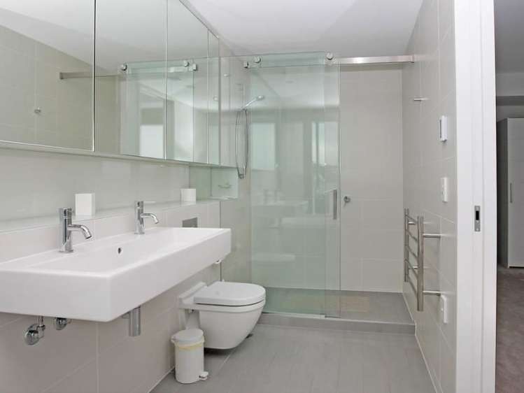 2c/3 Clyde Quay Wharf Te Aro_15