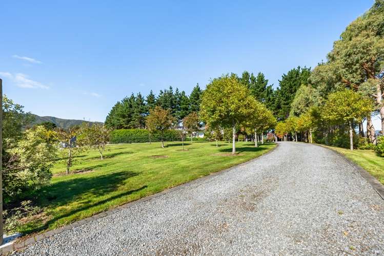 225 Marchant Road Kaitoke_28