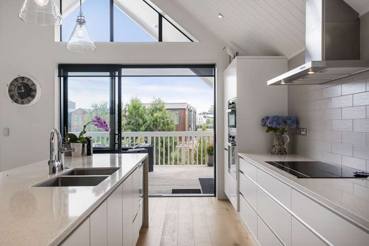 169 Jack Lachlan Drive Beachlands_11