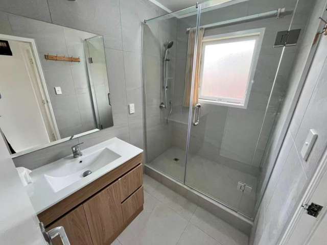 Two bedrooms one bathroom PAKURANGA