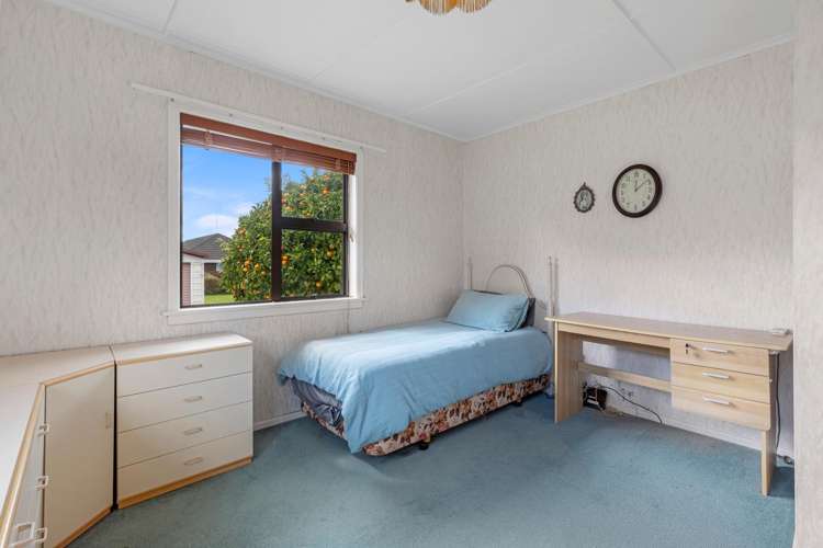 17 Emmett Street Greerton_12