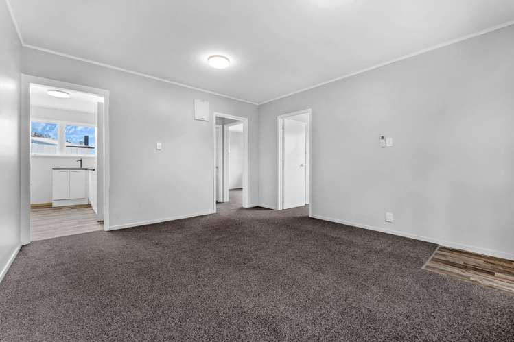 1/116 Beaumonts Way Manurewa_2