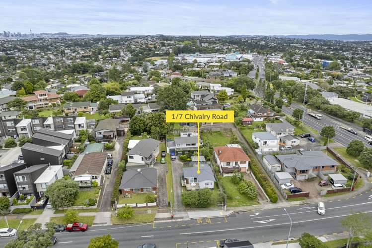 1/7 Chivalry Road Glenfield_16