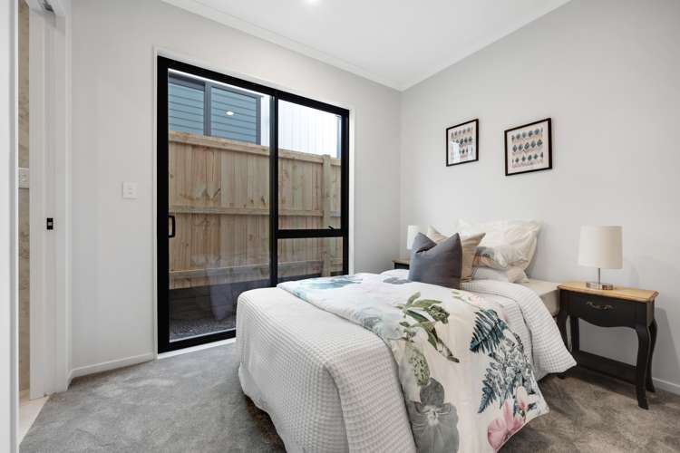 7 Sagitta Drive Flat Bush_8