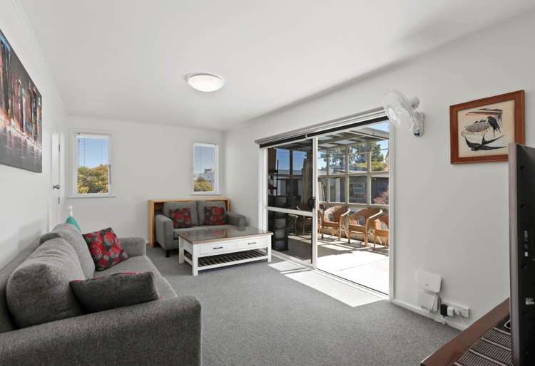 39 Newington Road Henderson_3