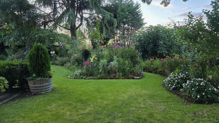 14 Freeburn Road Pyes Pa_40
