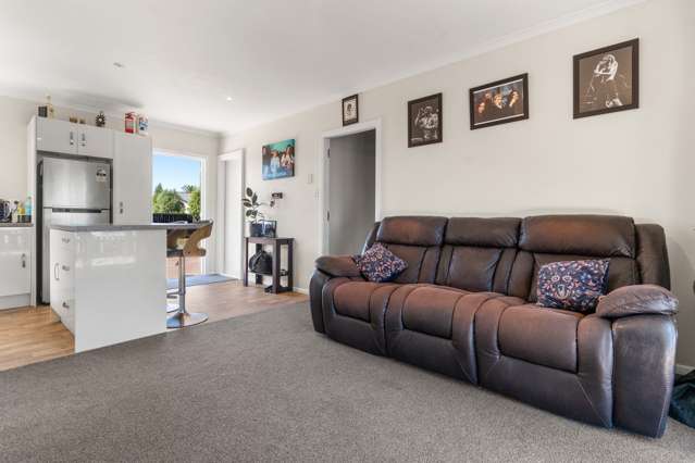 3 Lincoln Road Carterton_4