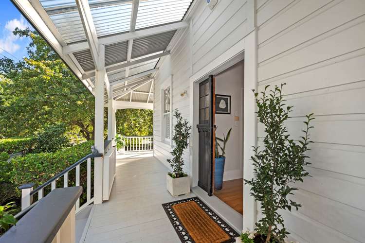 38 Ewen Alison Avenue Devonport_22