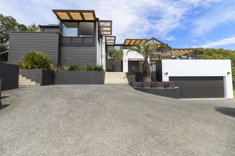 66 Kennedy Point Road Surfdale_24