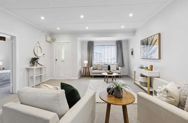 Lyall Bay Location Perfection