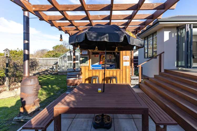 14 Farnborough Street Aranui_26