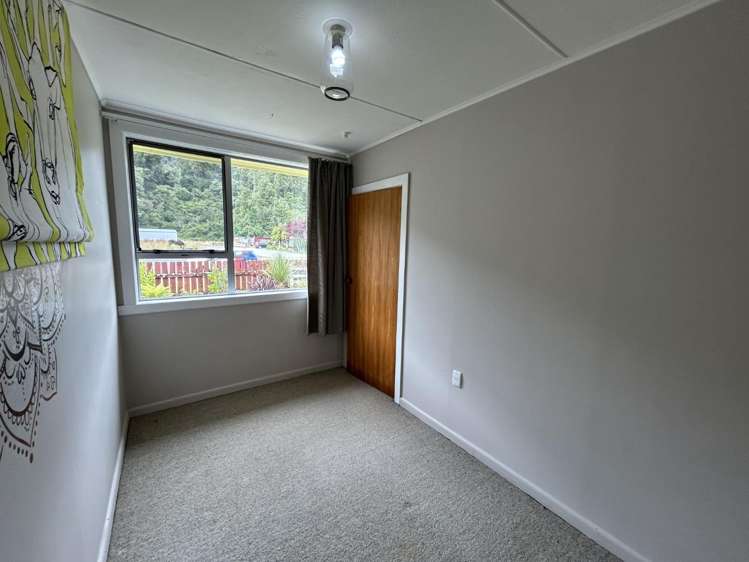 74 Main Road Hari Hari 1850_8