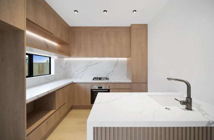 2/71 Wintere Road Papatoetoe_3