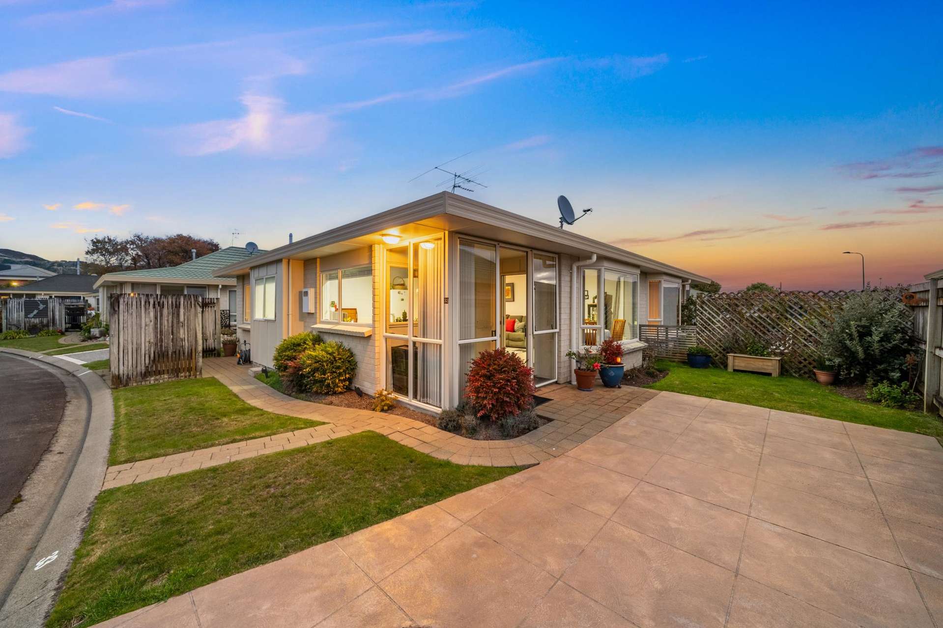 33/17 John Street Trentham_0