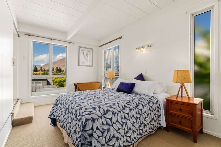 8 The Terrace Queenstown_10