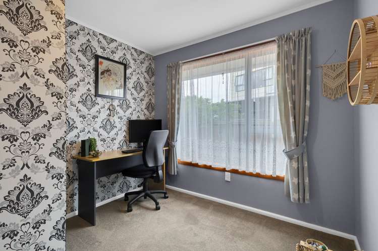 39 Warblington Street Aranui_15