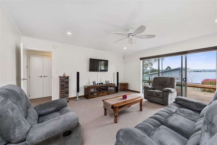 22 Brackenburn Drive Ohauiti_7