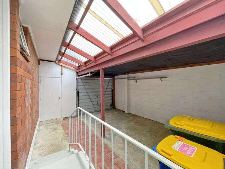 2/82 Moore Street Hillcrest_9