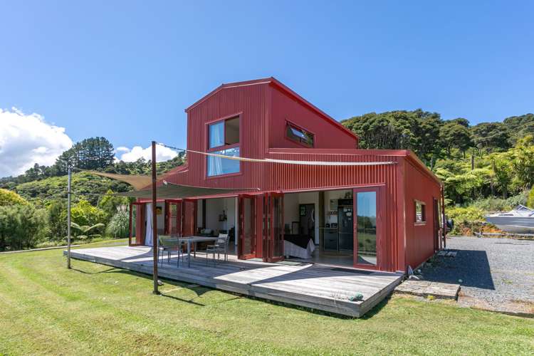 2595C Tiki Road_3