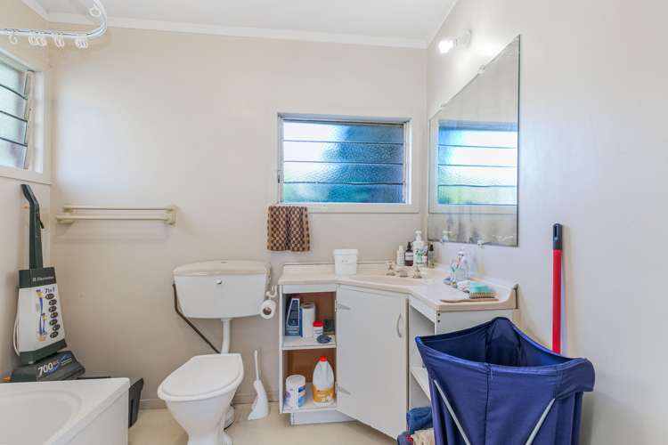 933a Whangaparaoa Road Manly_11