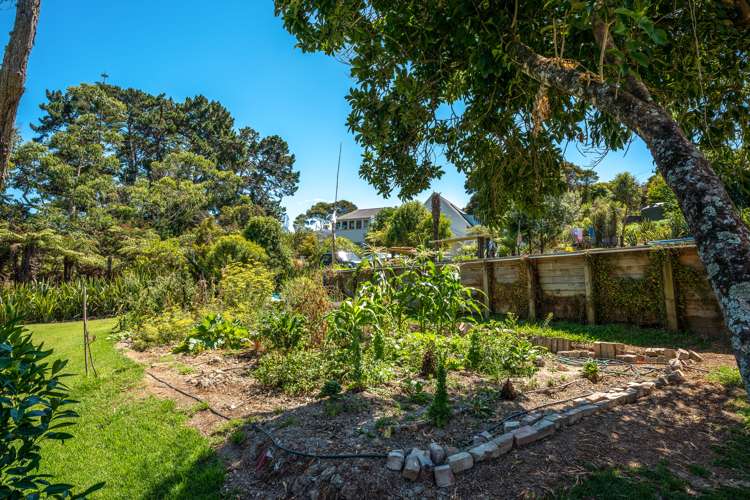 11 Hekerua Road Oneroa_21