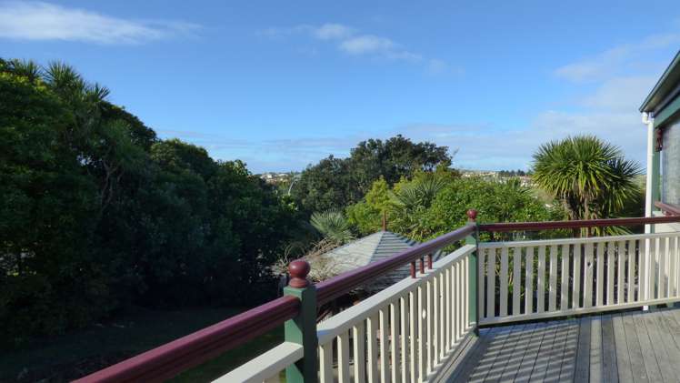 2 Careen Grove Gulf Harbour_13