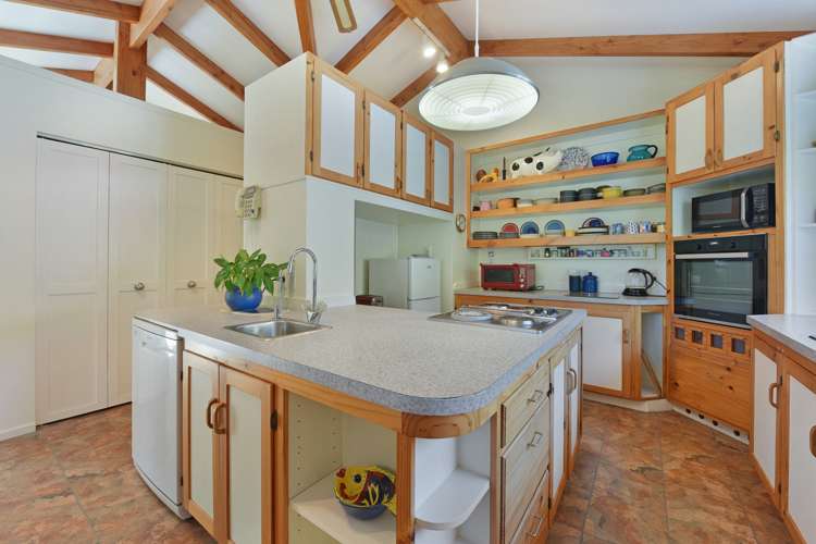 14 The Anchorage Waikawa_5