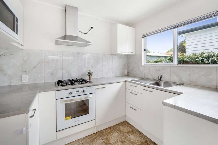 129 Botany Road Botany Downs_18