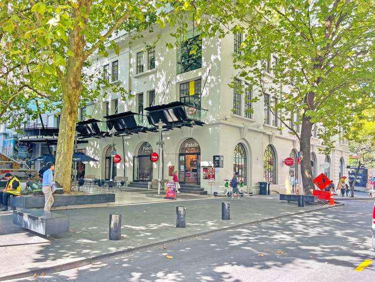 Shop D/33 Lorne Street City Centre_1