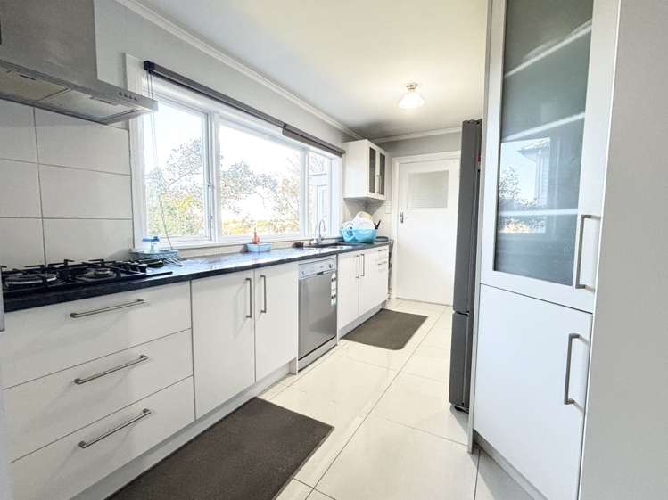51 Rua Road Glen Eden_6