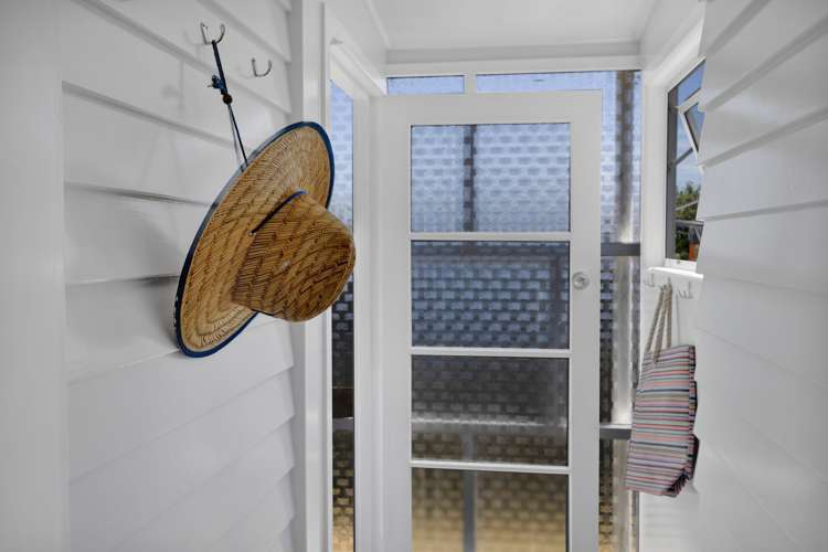 28a Napier Street Opunake_19