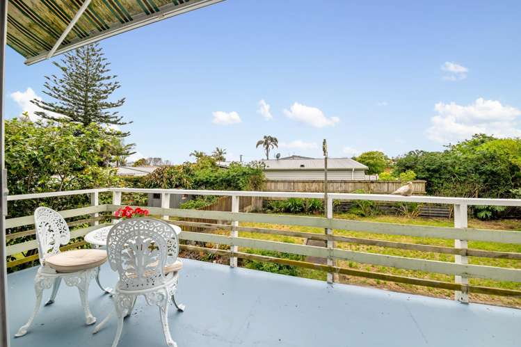 17 Waterlea Avenue Mangere Bridge_10