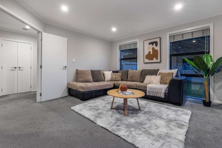 19 Schooner Drive Whitby_24