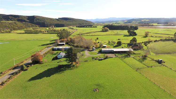 304 Lillburn Valley Road Tuatapere_1