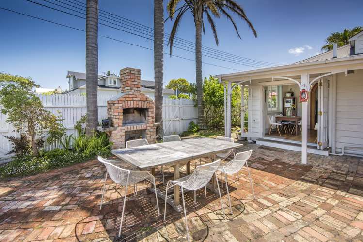 19 Tainui Road Devonport_16