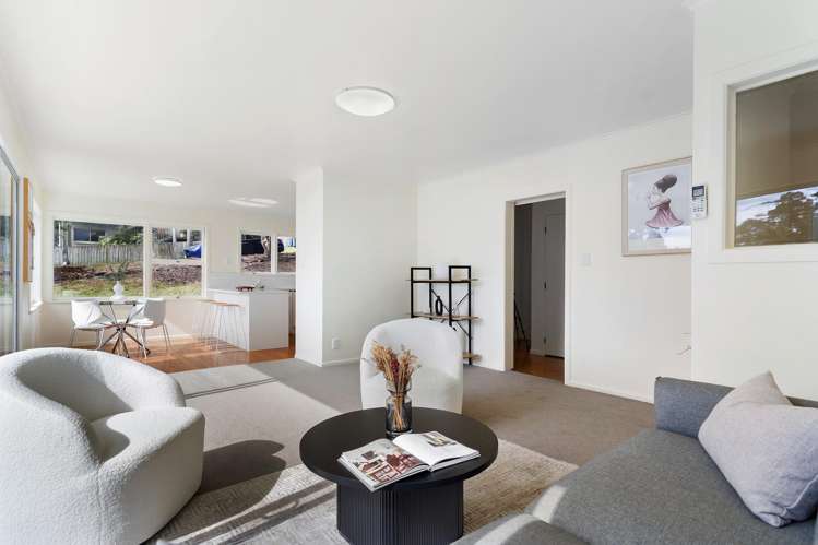 1/1 Nea Place Hillcrest_5