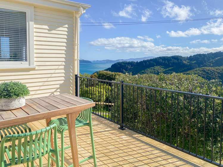 20 Titiro Moana Road Korokoro_11