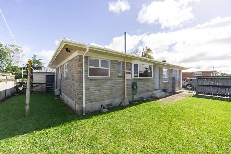 7 St Lukes Place Melville_19