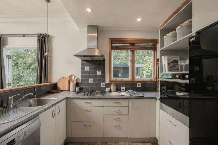6 Strowan Avenue Fairfield_3