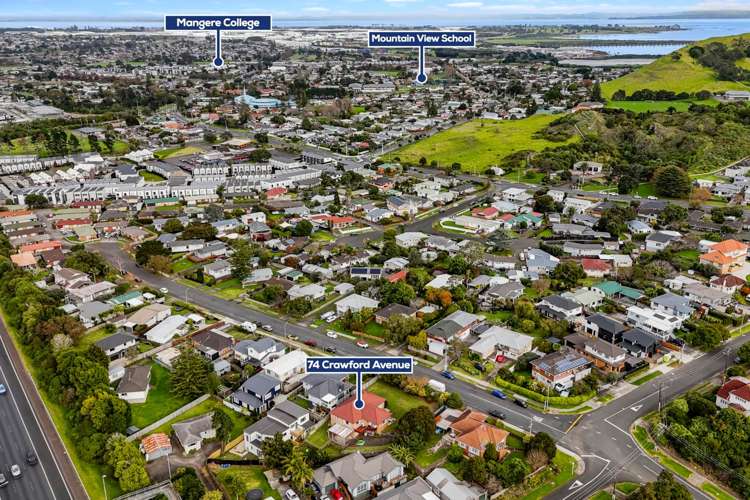 74 Crawford Avenue Mangere Bridge_10