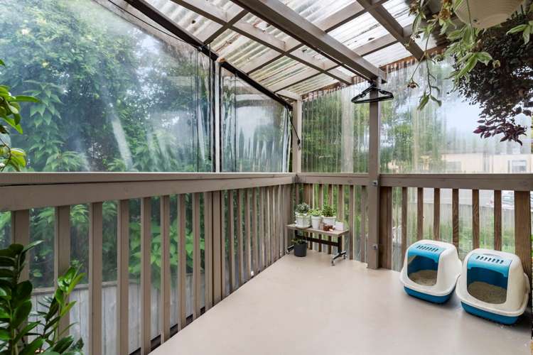 2/10 Sherie Place Howick_19