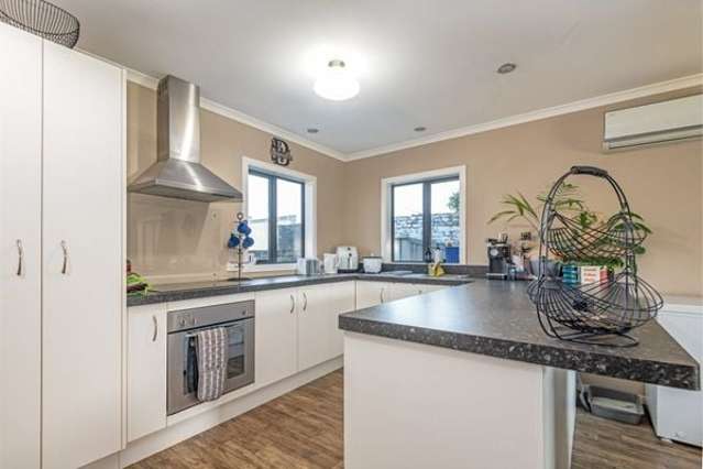 54A Shamrock Street Takaro_3