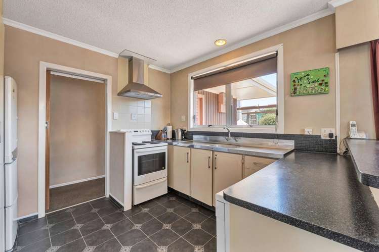 8 Kennedy Place Merrilands_3