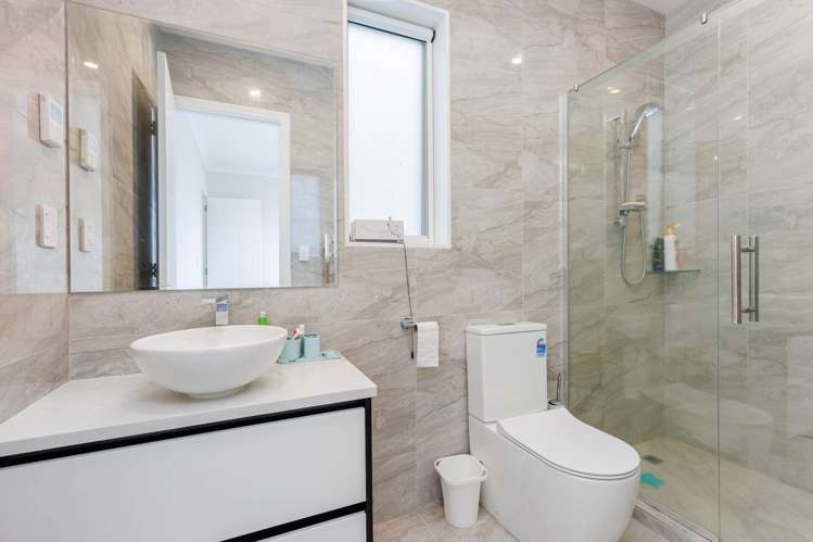 25 Pupuke Road Birkenhead_31