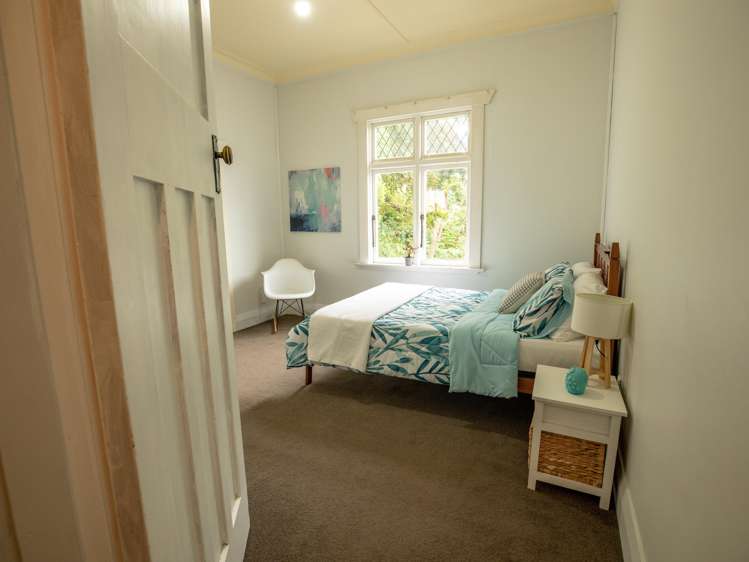 40 Leckhampton Court Clyde Hill_11