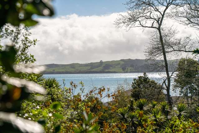 Great value: space, water views and bush!